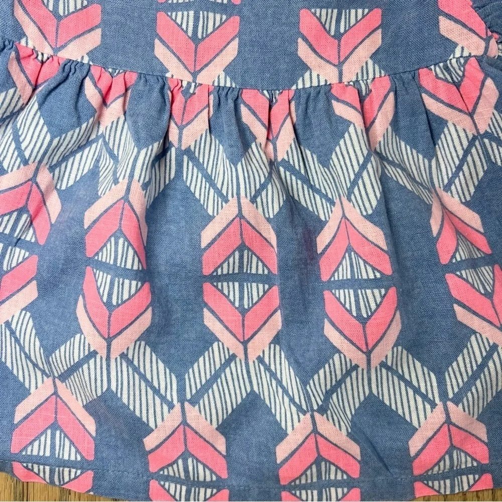 Carter's Sleeveless Blue & White Arrow Top Size 24 Months